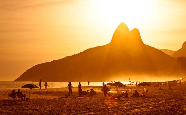 Tarde no Rio: Ouça a nova playlist do Lifetime-0
