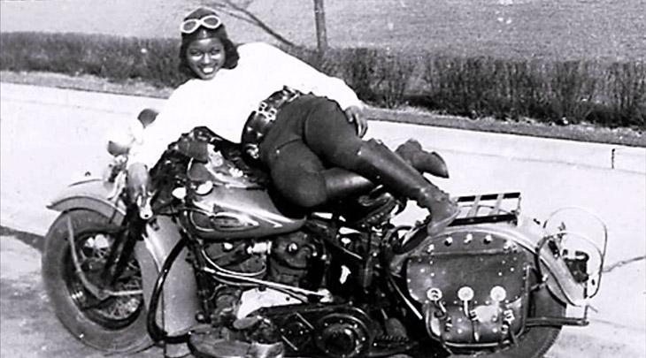 Mulher, negra e aventureira: quem é a motociclista que quebrou todos os tabus na década de 30 nos EUA-0